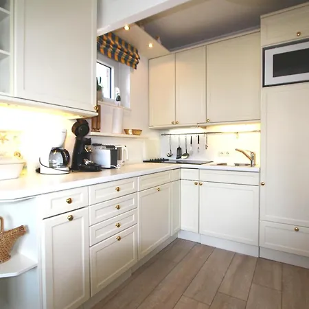 Dünenstraße 33b, Eg Rechts Apartment